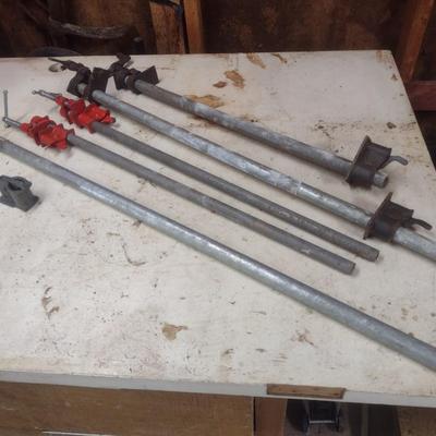 Set of Four Pipe Clamps Up to 32"