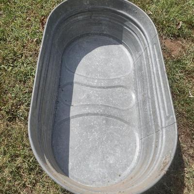 Vintage Wheeling Brand Galvanized Washtub or Trough