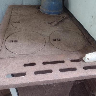 Antique Red Mountain Cast Iron and Porcelain Wood Cook Stove