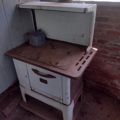 Antique Red Mountain Cast Iron and Porcelain Wood Cook Stove