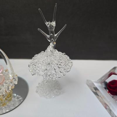 Blown glass and other delicate figurines - Flowers - Angel - and more