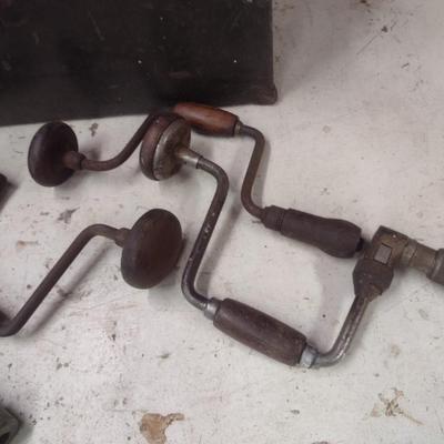 Large Collection of Vintage Brace Drills and Bits Includes Metal Toolbox