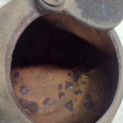 Antique Cast Iron Kettle (B2)