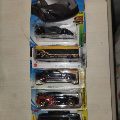 Hot wheels