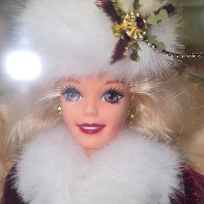 1996 Purple Eyed Holiday Barbie doll