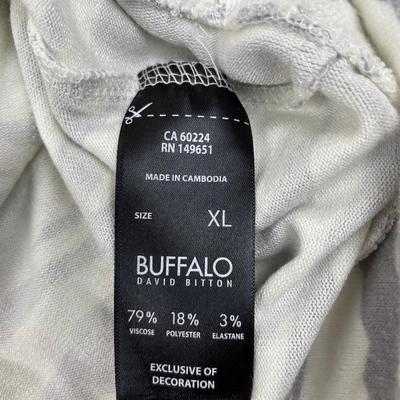 New Zebra Sweatshirt Buffalo Brand XL