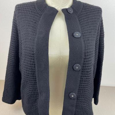 Chico’s Black wool blend Crop Snap Cardigan