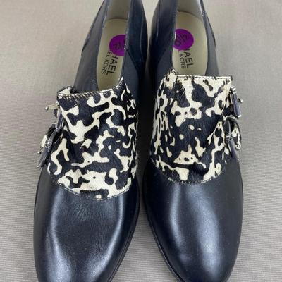 New Michael Kors Leather Buckle Loafers Size 8.5