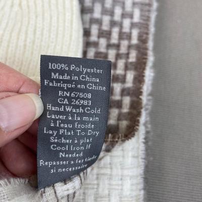 New Vince Camuto Knit Beanine and Scarf Set