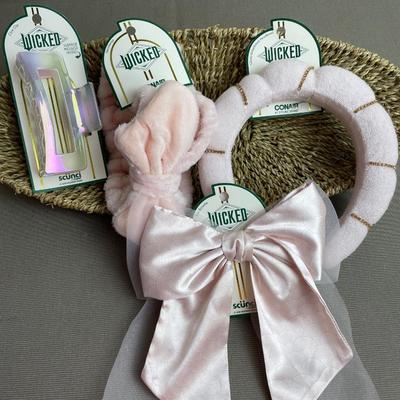 4 Piece Wicked Conair Hair Accessories Pink