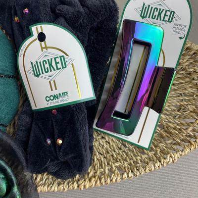 4 Piece Wicked Conair Hair Accessories Green