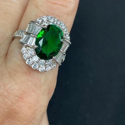 Costume Ring Green and Clear stones