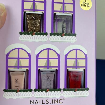 Nails Inc London 5 Piece Nail Polish Gift Set