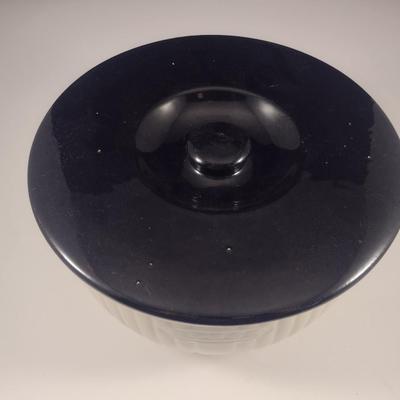 Vintage Gem Clay Forming Co. Cookie Jar with Lid