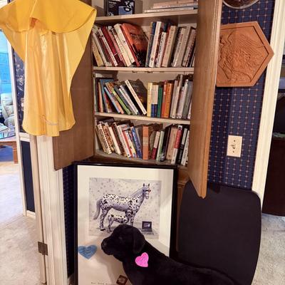 Lot 6: Kitchen Yellow Decor & Books