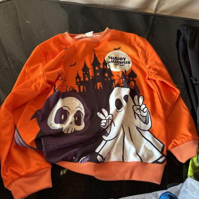 BOYS CLOTHES SIZE 8 - 10