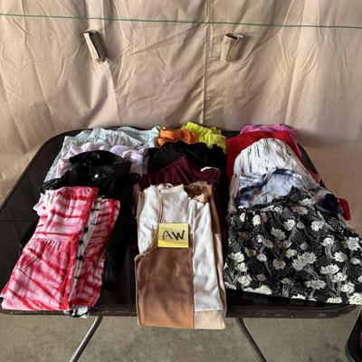 LADIES CLOTHES SIZES S - L