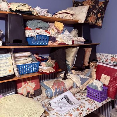 Lot 24: Linens Selection