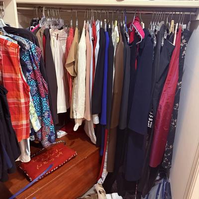 Lot 31: Closet Selection