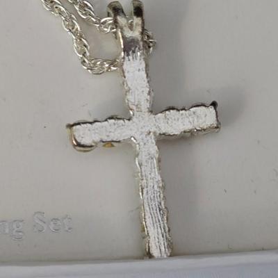 Beautiful silver toned cross necklaces - Genuine crystal 18" Pendant & Earing set
