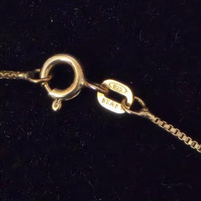 .925 heart pendant with ,925 Italy marked chain