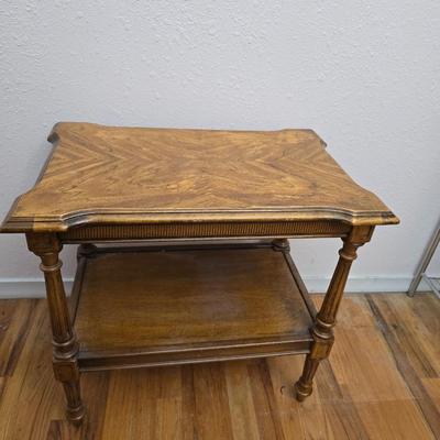 Mid 20th Century Drexel Heritage End Table with baskets