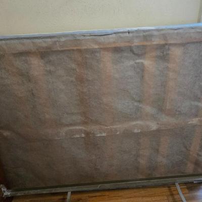 Full sized bed - headboard - Footboard - rail system with boxsprings
