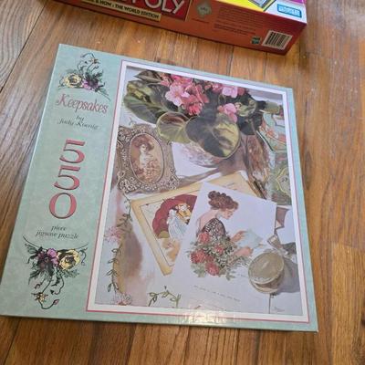 Variety of board games and a few puzzles - Monopoly world edition- Scrabble - Backgammon and more