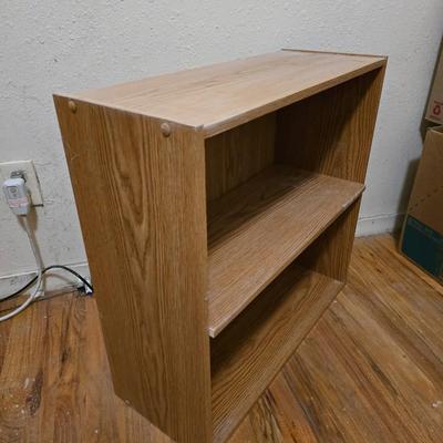 Small bookshelf / storage shelf