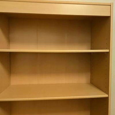 71" tall bookshelf with adjustable shelves