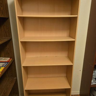 71" tall bookshelf with adjustable shelves
