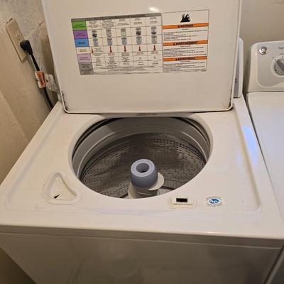 Nice Kenmore series 300 triple action agitator washing machine with stain boost