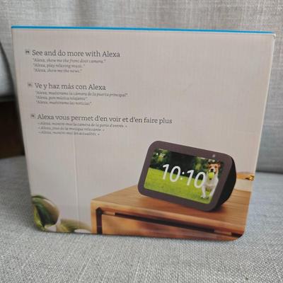 Amazon Echo Show smart display - for cameras - Music - news and much more!