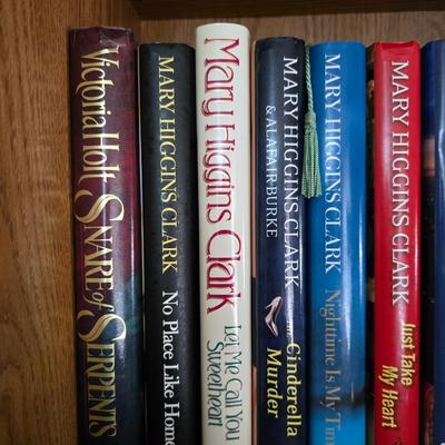 Marry Higgins Clark Hardback book collection -