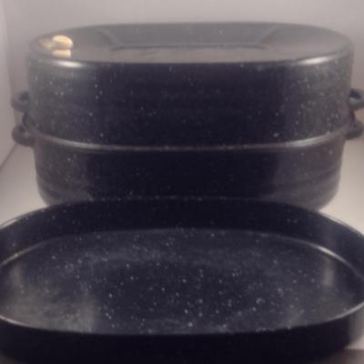 Enameled Graniteware Covered Roasting Pan