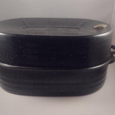 Enameled Graniteware Covered Roasting Pan