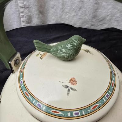 Birdhouse themed metal tea pot with four bird themed mugs - a metal tea pot trivet and a tea strainer
