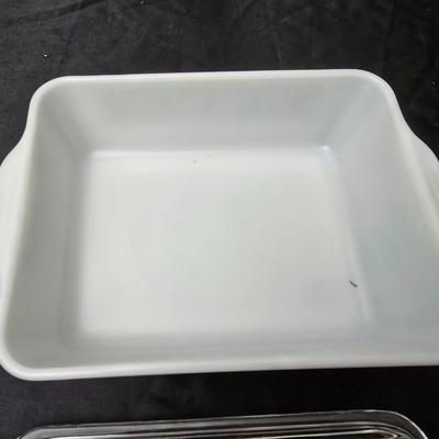 Vintage Green Verde Pyrex 1.5 qt. Casserole Dish with Lid 503-C