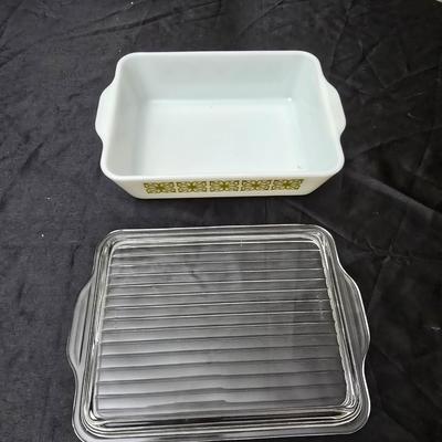 Vintage Green Verde Pyrex 1.5 qt. Casserole Dish with Lid 503-C