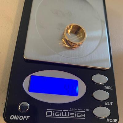 14k Yellow Gold Band - 4.8 grams size 4.5