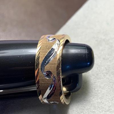 14k Yellow Gold Band - 4.8 grams size 4.5