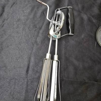 Antique / Vintage Kitchen utensils