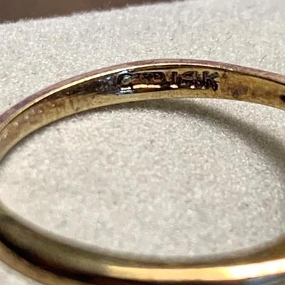 14k Yellow Gold Ring - 4.3 grams size 6