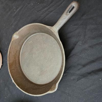 Perfect kitchen accessories for the camper! small coffee pot, cast iron frying pan, water thermos, egg organization and more