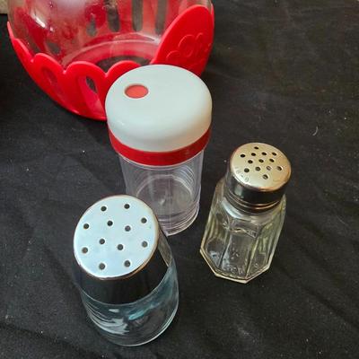 The ultimate movie set-up = Popcorn maker with popcorn bowl and condiment shakers with a toothpick container too!
