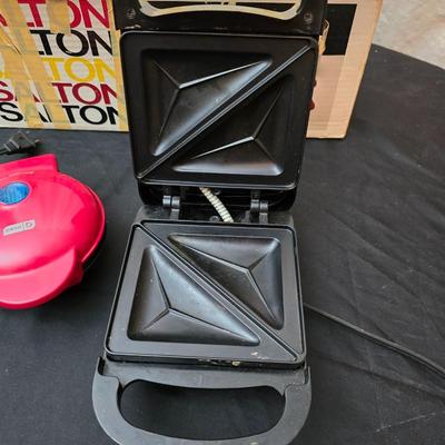 Salton Yogurt maker - one serving sandwich maker - and one serving waffle maker