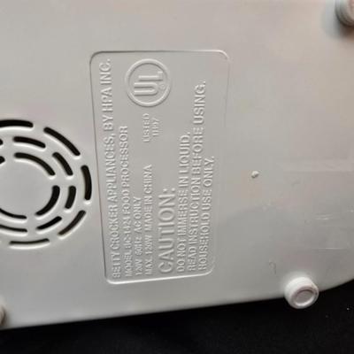 Betty Crocker micro food processor with Waring High performance Juice extractor