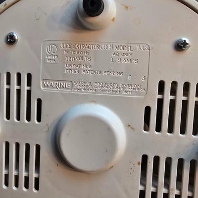 Betty Crocker micro food processor with Waring High performance Juice extractor