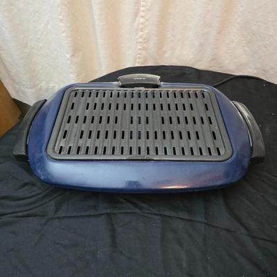 T-fal electric All season's BBQ grill with nice tastefully simple oven safe serving dish