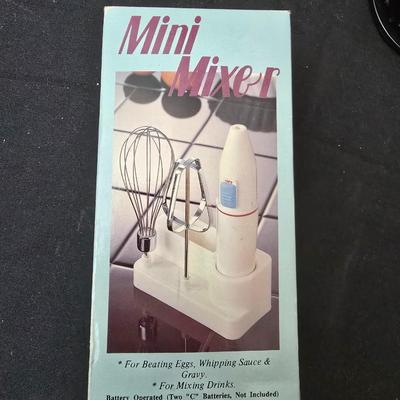 Mini Kitchen appliances for one - small mixer - small blender - and small food processor